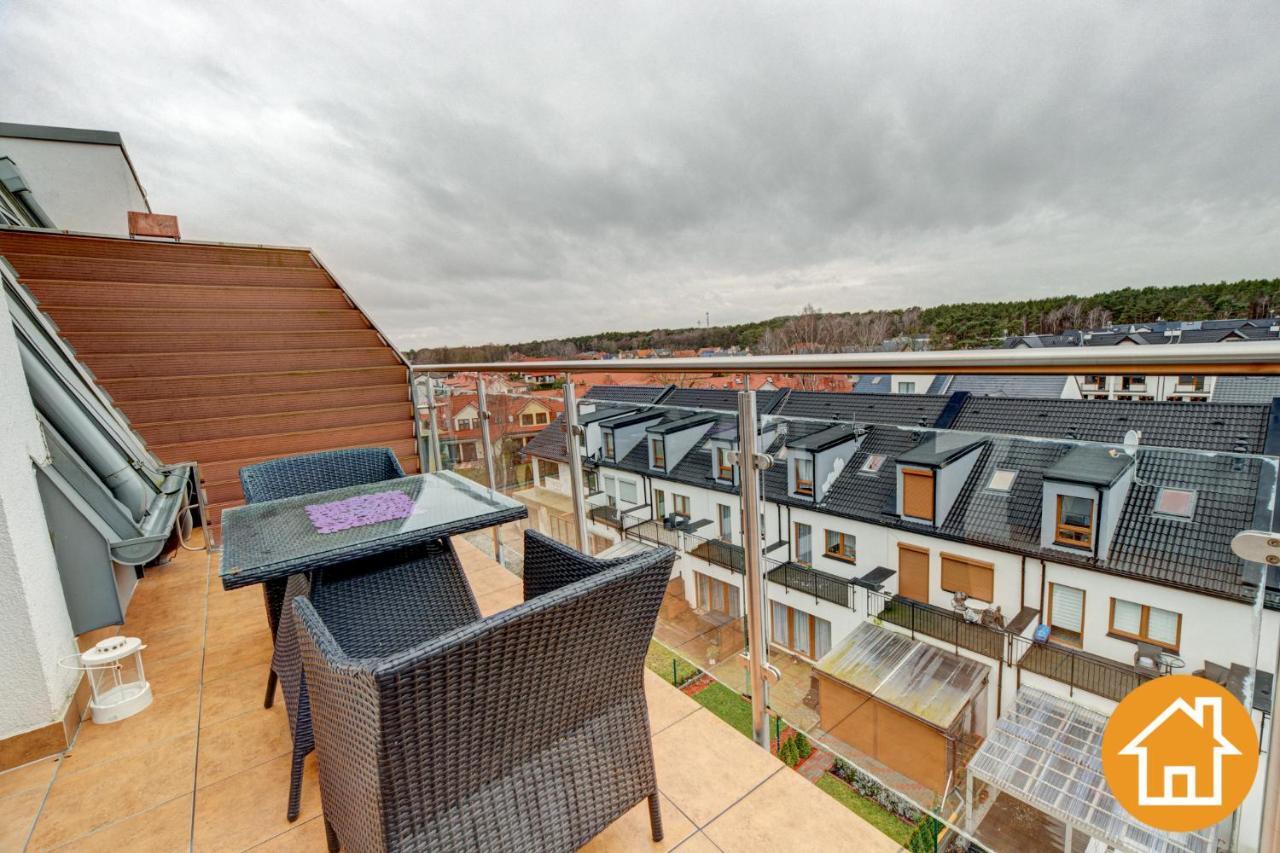 Apartament Debina Z Miejscem Parkingowym Swinoujscie Exterior photo