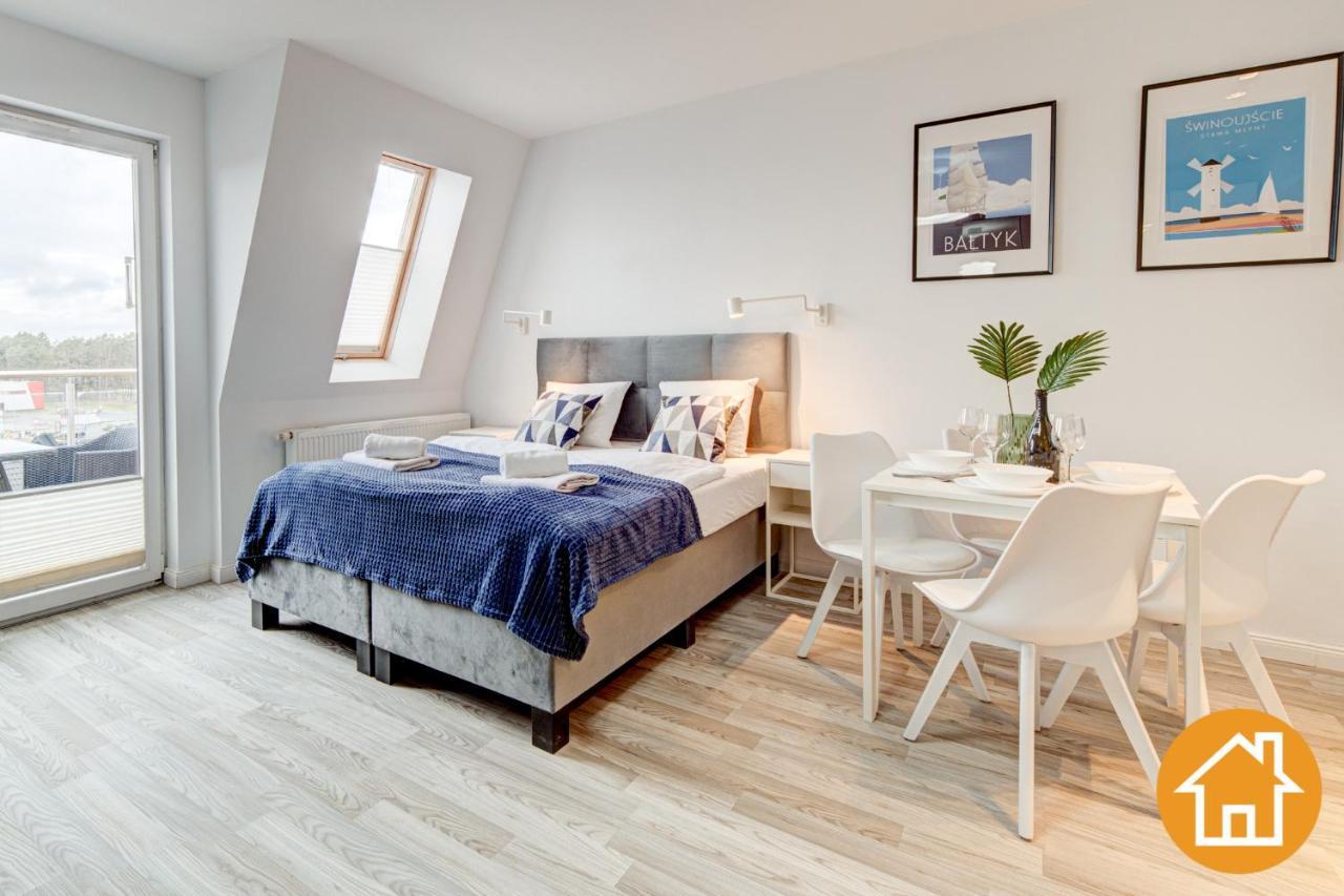 Apartament Debina Z Miejscem Parkingowym Swinoujscie Exterior photo