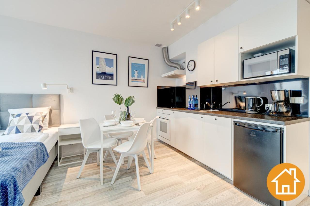 Apartament Debina Z Miejscem Parkingowym Swinoujscie Exterior photo